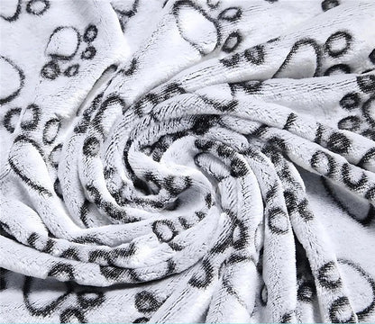 Ultra-soft Paw Blanket